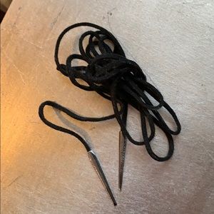 Kendra Scott Black and Silver Pierce necklace